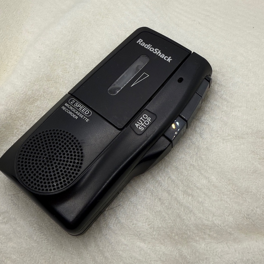 Radioshack Micro 36 Handheld Microcassette Voice Recorder